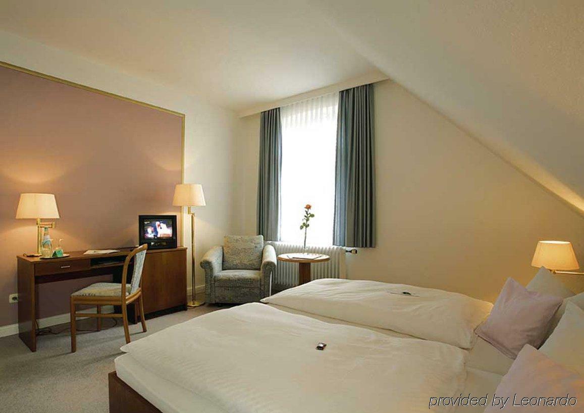 Ringhotel Residenz Wittmund Exterior foto